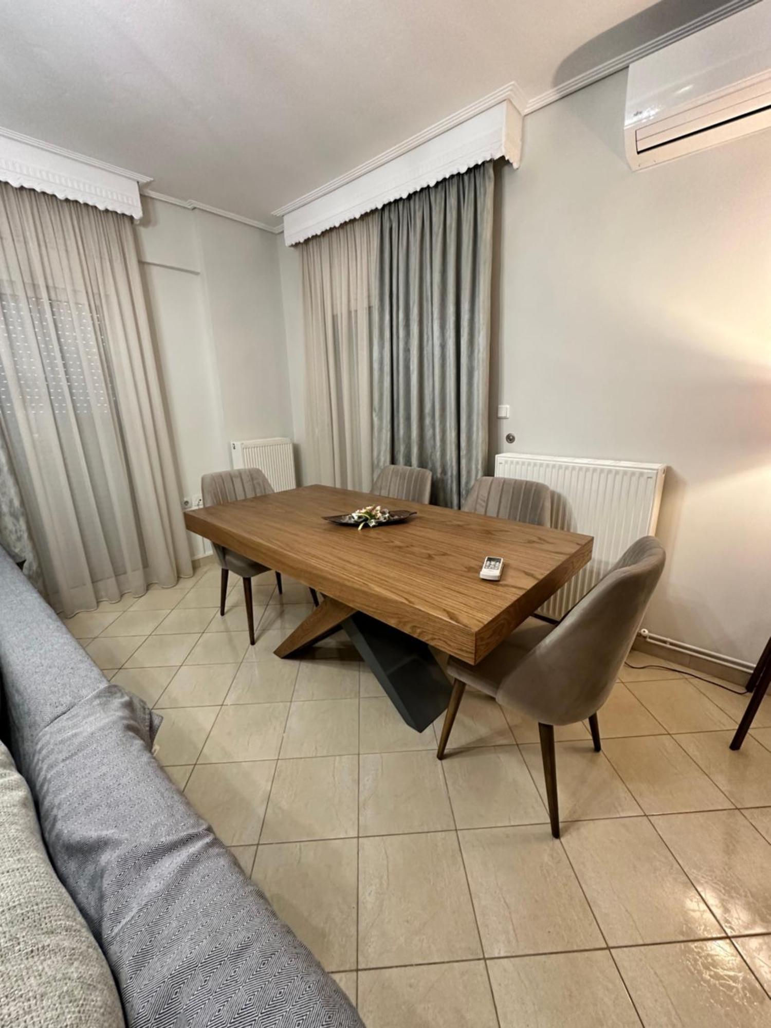 Mandalena Luxury Larissa Apartment Buitenkant foto